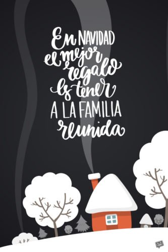 Imagen en blanco, negro y gris con casa y paisaje nevado para desear Feliz Navidad con la familia.